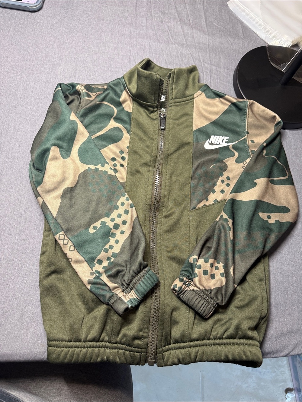 Nike Kids Olive Green Camo Full-Zip Puffer Jacket